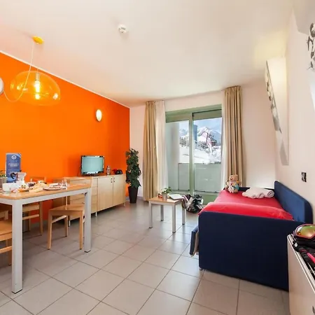 Teleo Vacanze - Olympisches Dorf By Interhome